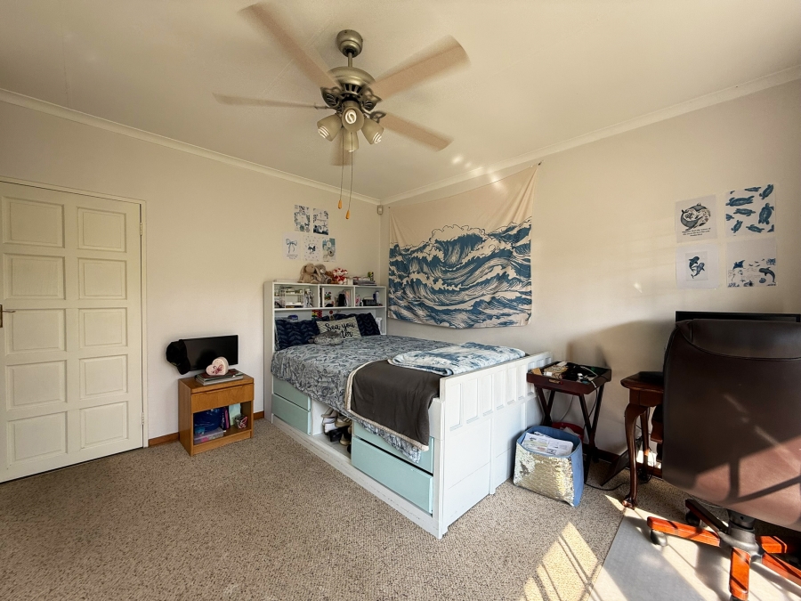 3 Bedroom Property for Sale in Van Der Hoff Park North West